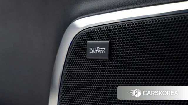 Lexus LM id 4272572 из Китая 13