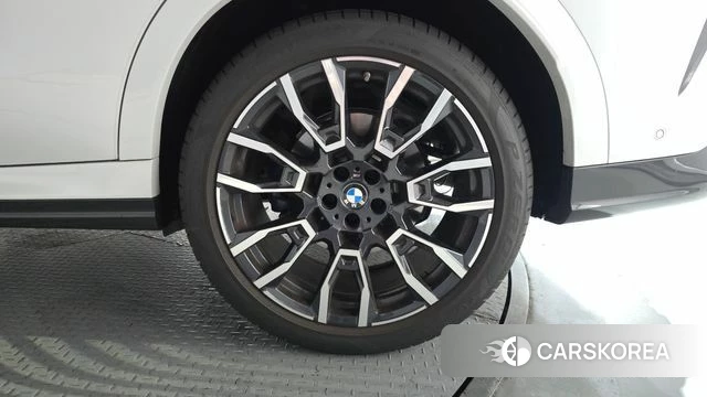BMW X6 (G06) id 4617937 из Кореи 13