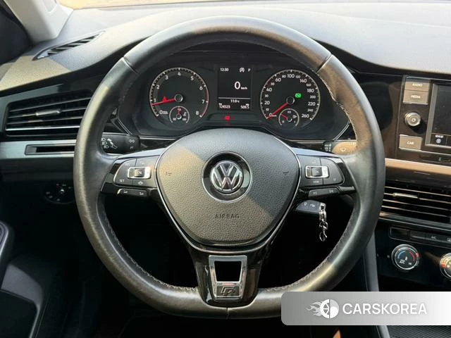 Volkswagen Bora id 3863623 из Китая 13