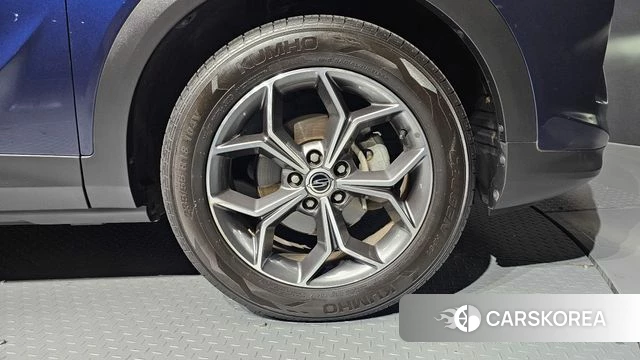 Ssangyong Beautiful Korando id 4684173 из Кореи 13