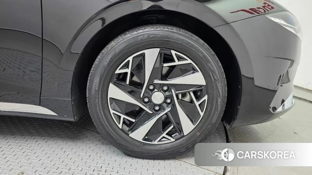 Hyundai The New Grandeur IG Hybrid id 4469616 из Кореи 13
