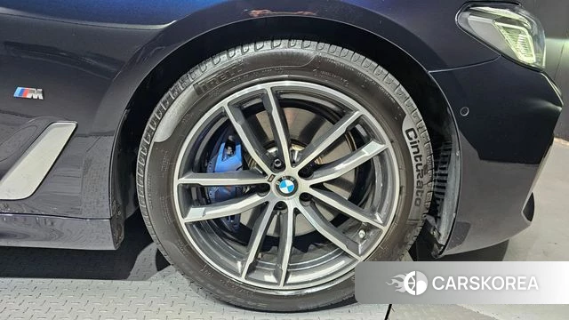 BMW 5 Series (G30) id 4757796 из Кореи 13