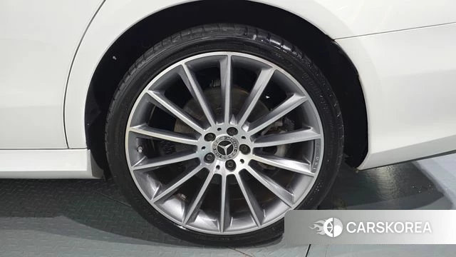 Mercedes-Benz E-Class W213 id 4712372 из Кореи 13