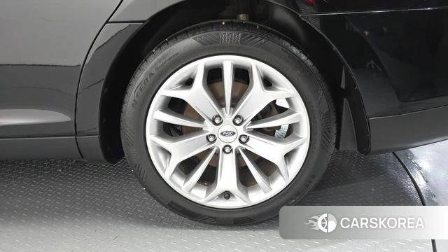 Ford New Taurus id 4424723 из Кореи 13