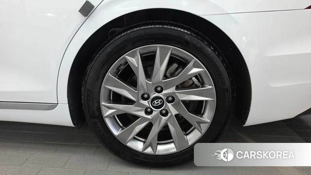 Hyundai The New Grandeur IG Hybrid id 4923352 из Кореи 13