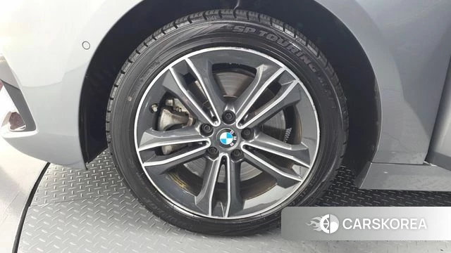 BMW 1 Series (F40) id 4744641 из Кореи 13