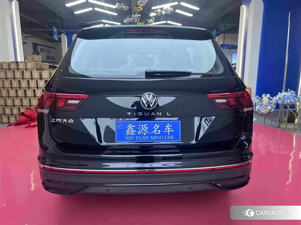 Volkswagen Tiguan L id 4547274 из Китая 13