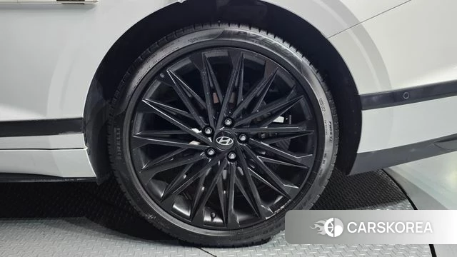 Hyundai Grandeur (GN7) id 4549550 из Кореи 13