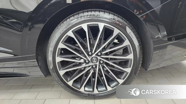 Hyundai Grandeur (GN7) id 4422079 из Кореи 13