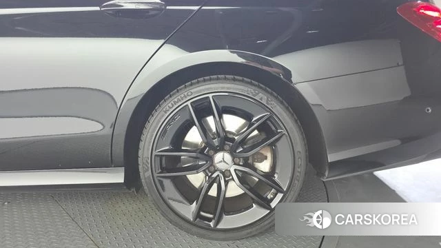Mercedes-Benz E-Class W213 id 4708479 из Кореи 13