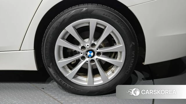 BMW 3 Series (F30) id 4371781 из Кореи 13
