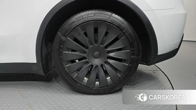 Tesla Model Y id 4834662 из Кореи 13