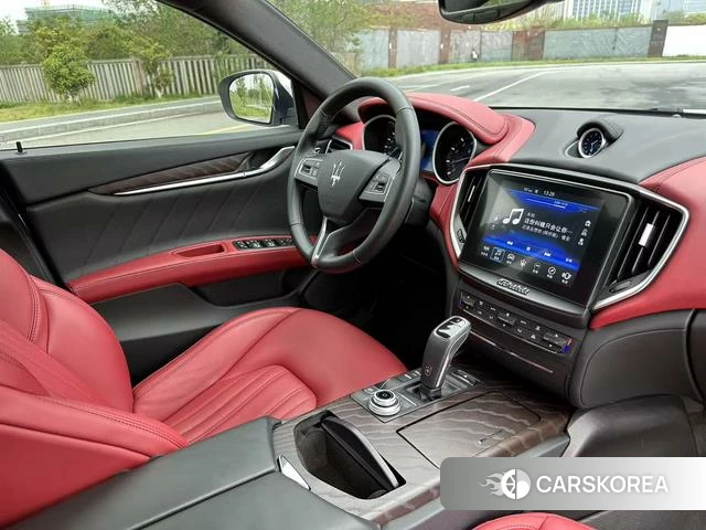 Maserati Ghibli id 4209559 из Китая 13