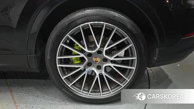 Porsche Cayenne (PO536) id 4469890 из Кореи 13
