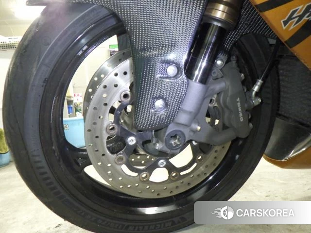 Suzuki GSX1300R HAYABUSA id 3947454 из Японии 13