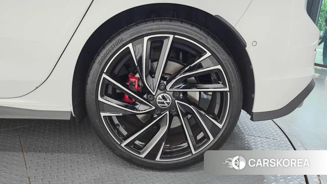 Volkswagen Golf 8th Generation id 4414126 из Кореи 13