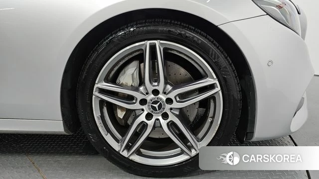 Mercedes-Benz E-Class W213 id 4581745 из Кореи 13