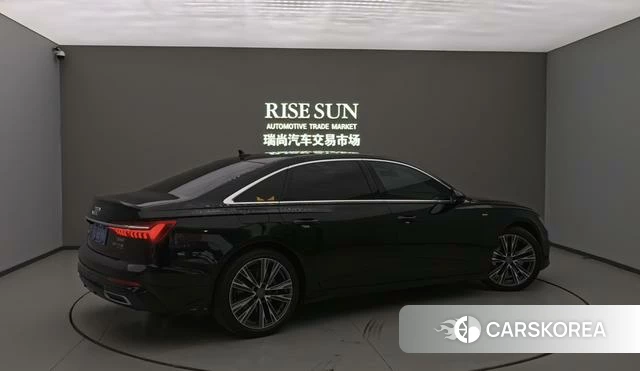 Audi A6L id 4238389 из Китая 13