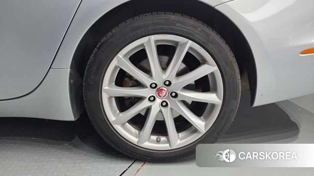 Jaguar All New XJ id 4459428 из Кореи 13