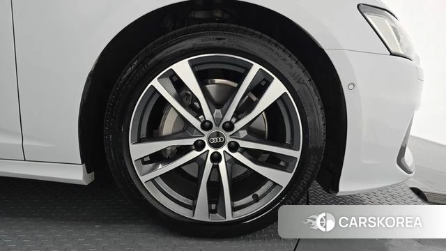 Audi A6 (C8) id 4481449 из Кореи 13