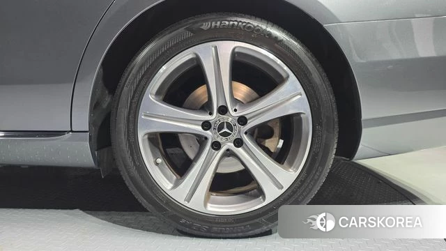 Mercedes-Benz E-Class W213 id 4447479 из Кореи 13