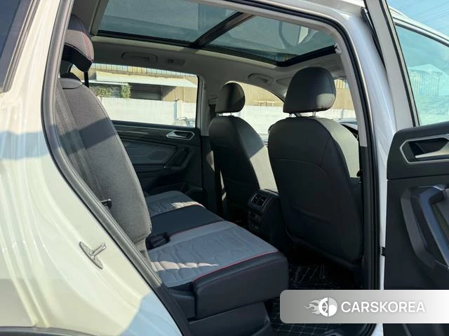 Volkswagen Tiguan L id 4341546 из Китая 13
