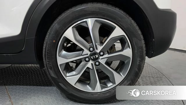 Kia Stonic id 4765596 из Кореи 13