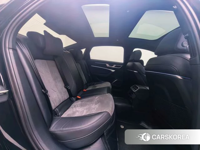 Audi A6L id 4298522 из Китая 13