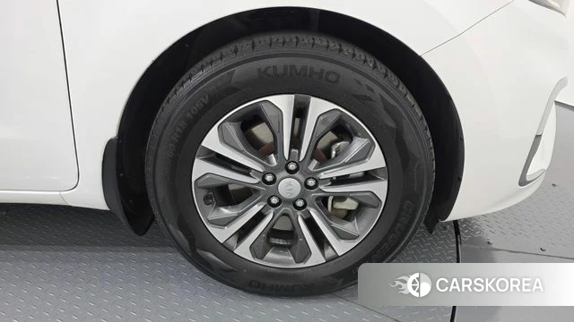 Kia The New Carnival id 4203806 из Кореи 13