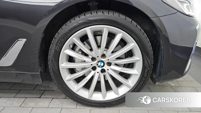 BMW 5 Series (G30) id 4917166 из Кореи 13
