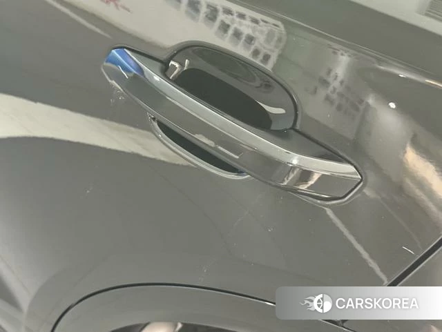 Audi Q5L id 4353422 из Китая 13