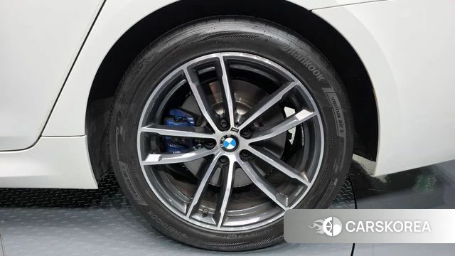 BMW 5 Series (G30) id 4603637 из Кореи 13