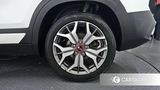Kia Seltos id 4489732 из Кореи 13
