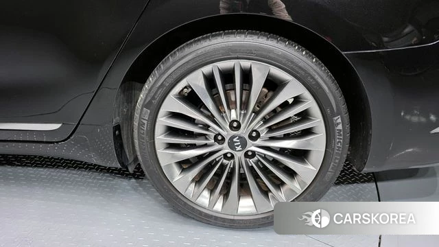 Kia Come New K7 id 4317918 из Кореи 13