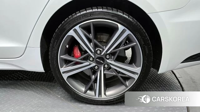 Genesis The New G70 id 4329377 из Кореи 13