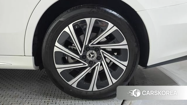 Mercedes-Benz E-Class W214 id 4630444 из Кореи 12