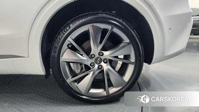Genesis GV70 id 4194966 из Кореи 13