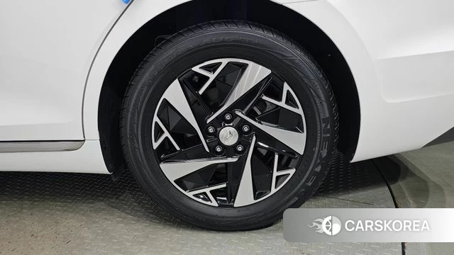 Hyundai The New Grandeur IG Hybrid id 4631483 из Кореи 13
