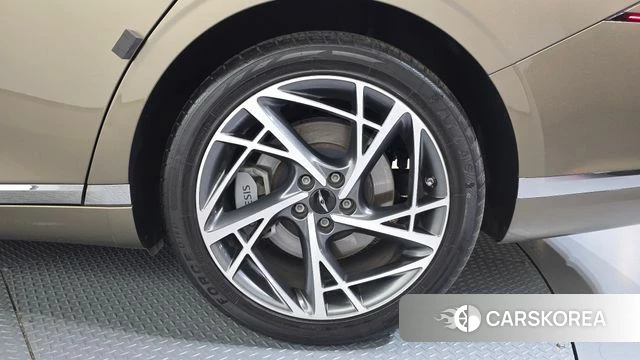 Genesis G90 (RS4) id 4408874 из Кореи 13