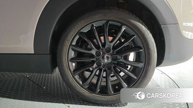 Mini Cooper Clubman id 4248881 из Кореи 13