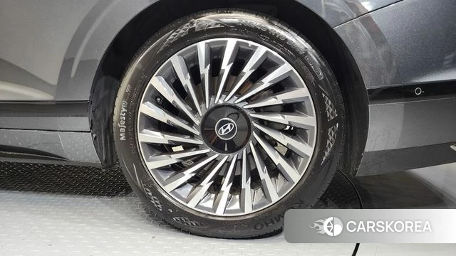 Hyundai Grandeur (GN7) id 4195030 из Кореи 13