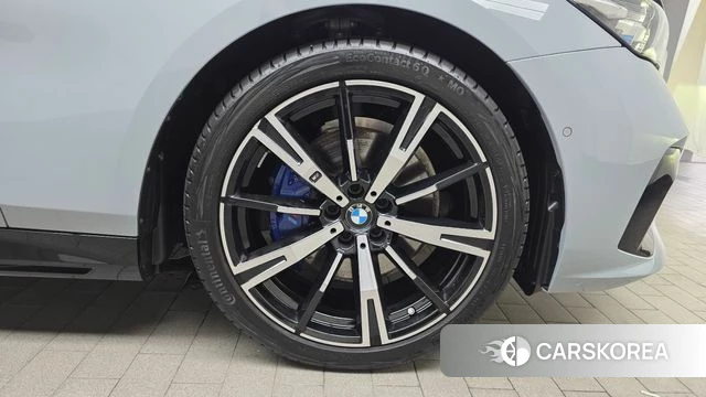 BMW 5 Series (G60) id 4734804 из Кореи 13