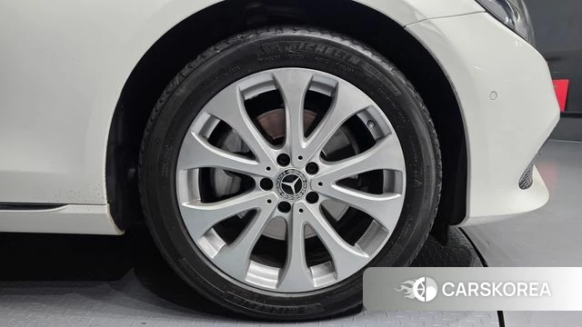 Mercedes-Benz E-Class W213 id 4304570 из Кореи 13