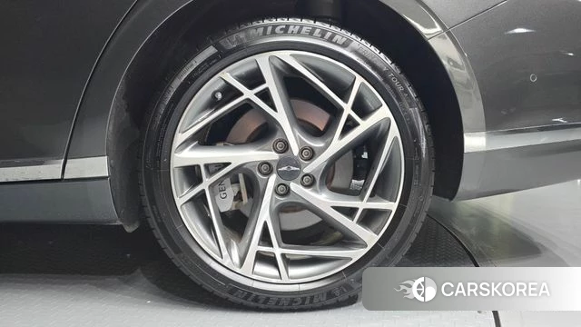 Genesis G90 (RS4) id 4603372 из Кореи 13