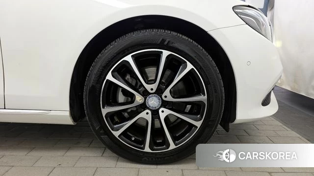 Mercedes-Benz E-Class W213 id 4310662 из Кореи 13