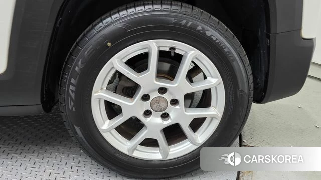 Jeep Renegade id 4894988 из Кореи 13