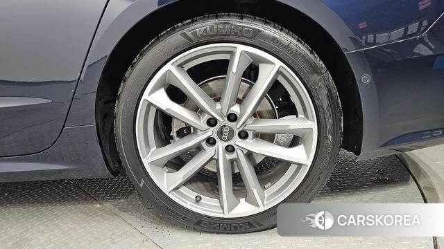 Audi A7 (4K) id 4244096 из Кореи 13