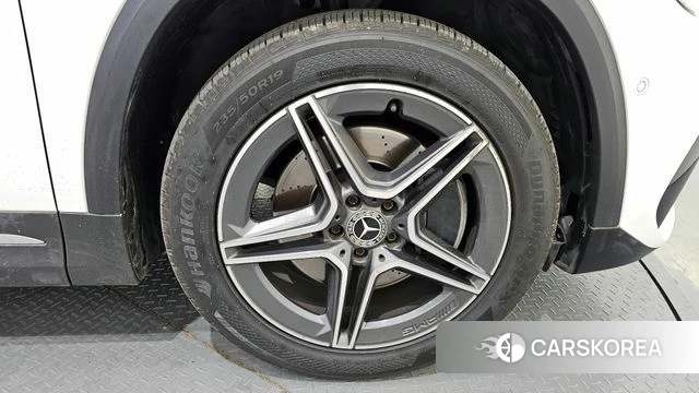 Mercedes-Benz GLA - Class H247 id 4284337 из Кореи 13