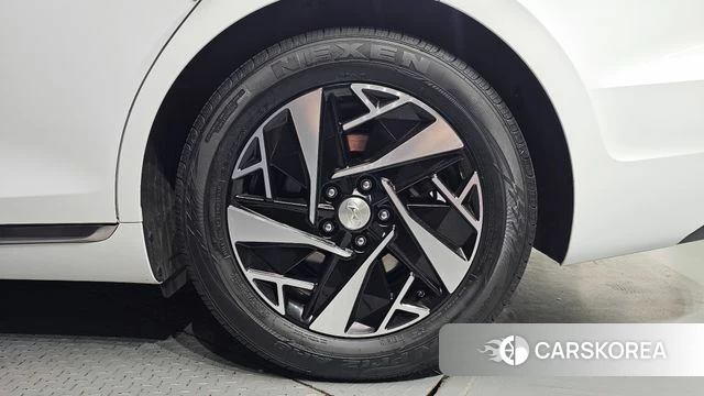 Hyundai The New Grandeur IG Hybrid id 4676121 из Кореи 13