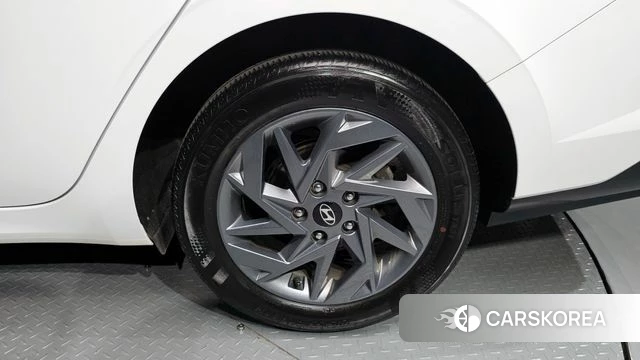 Hyundai The New Avante (CN7) id 4201263 из Кореи 13